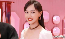 吃瓜最新事件爆料女星,神秘女星被曝惊天秘密，吃瓜群众热议不已